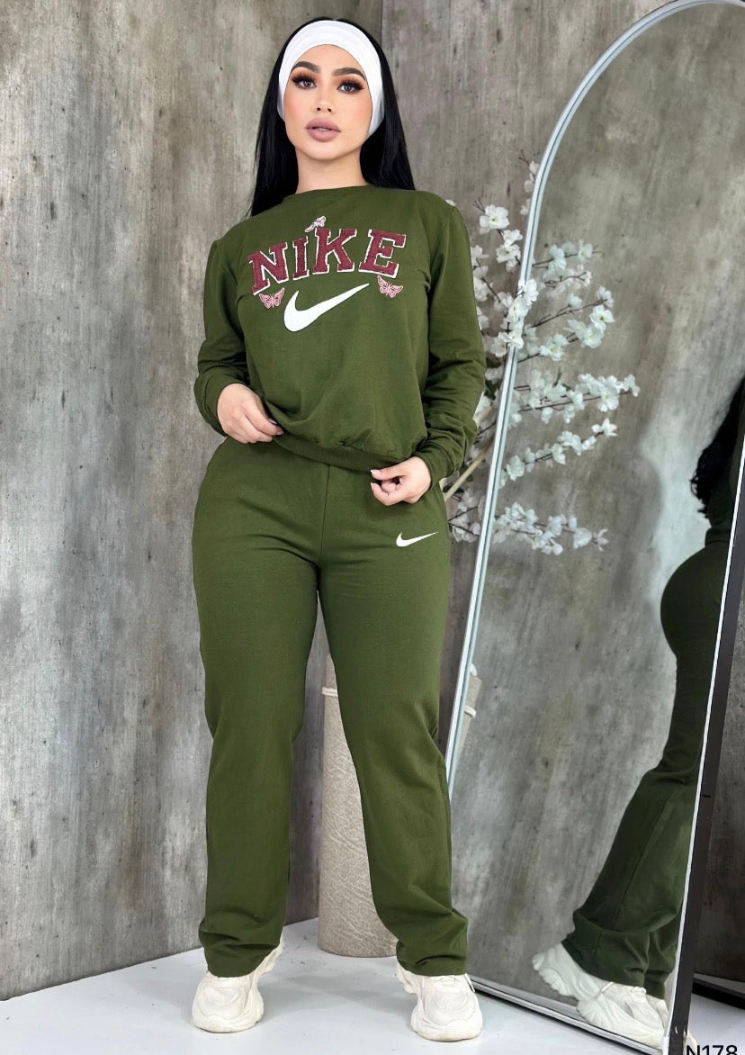 Set Nike