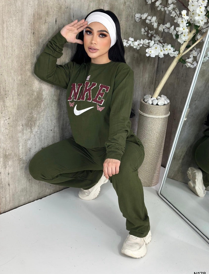 Set Nike